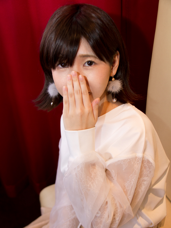 激安ヌキ道楽 みゆう 26歳 T：154cm　B：84(D)　W：55　H：83